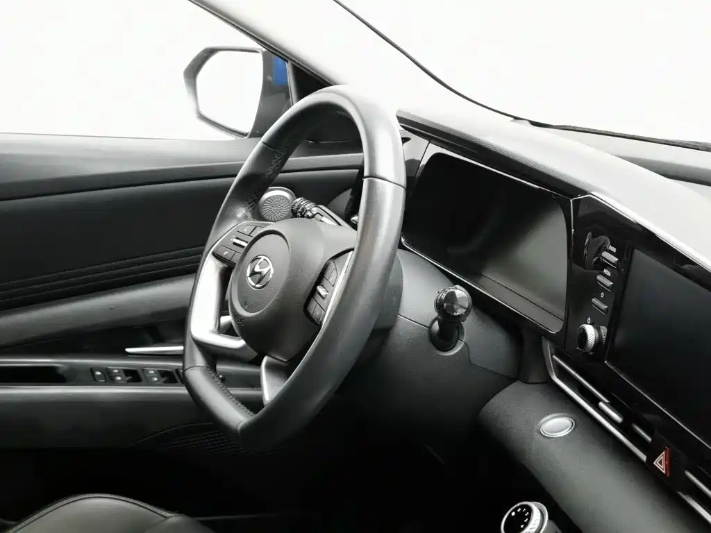 Hyundai Elantra, фото 15