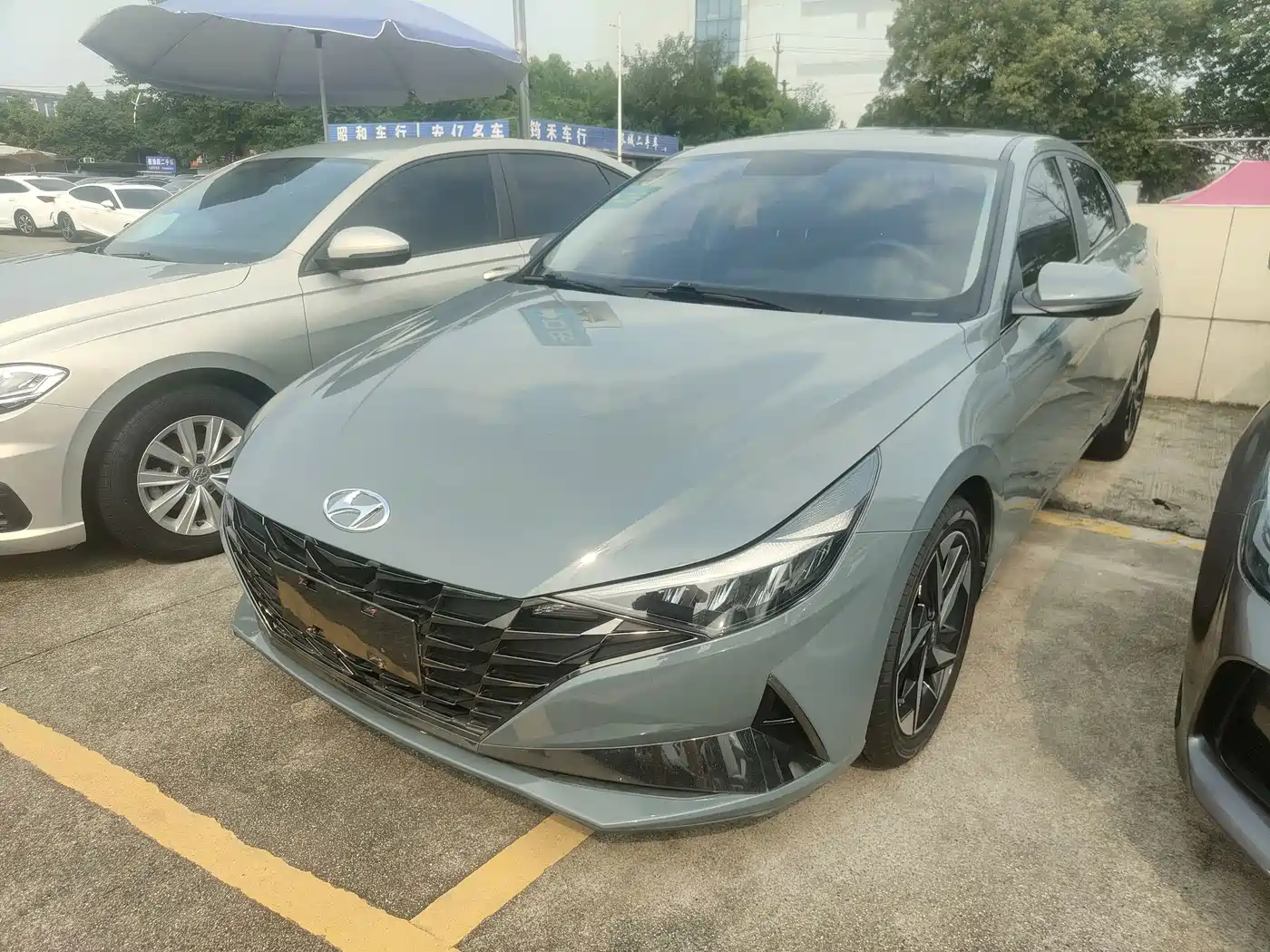 Hyundai Elantra, фото 1