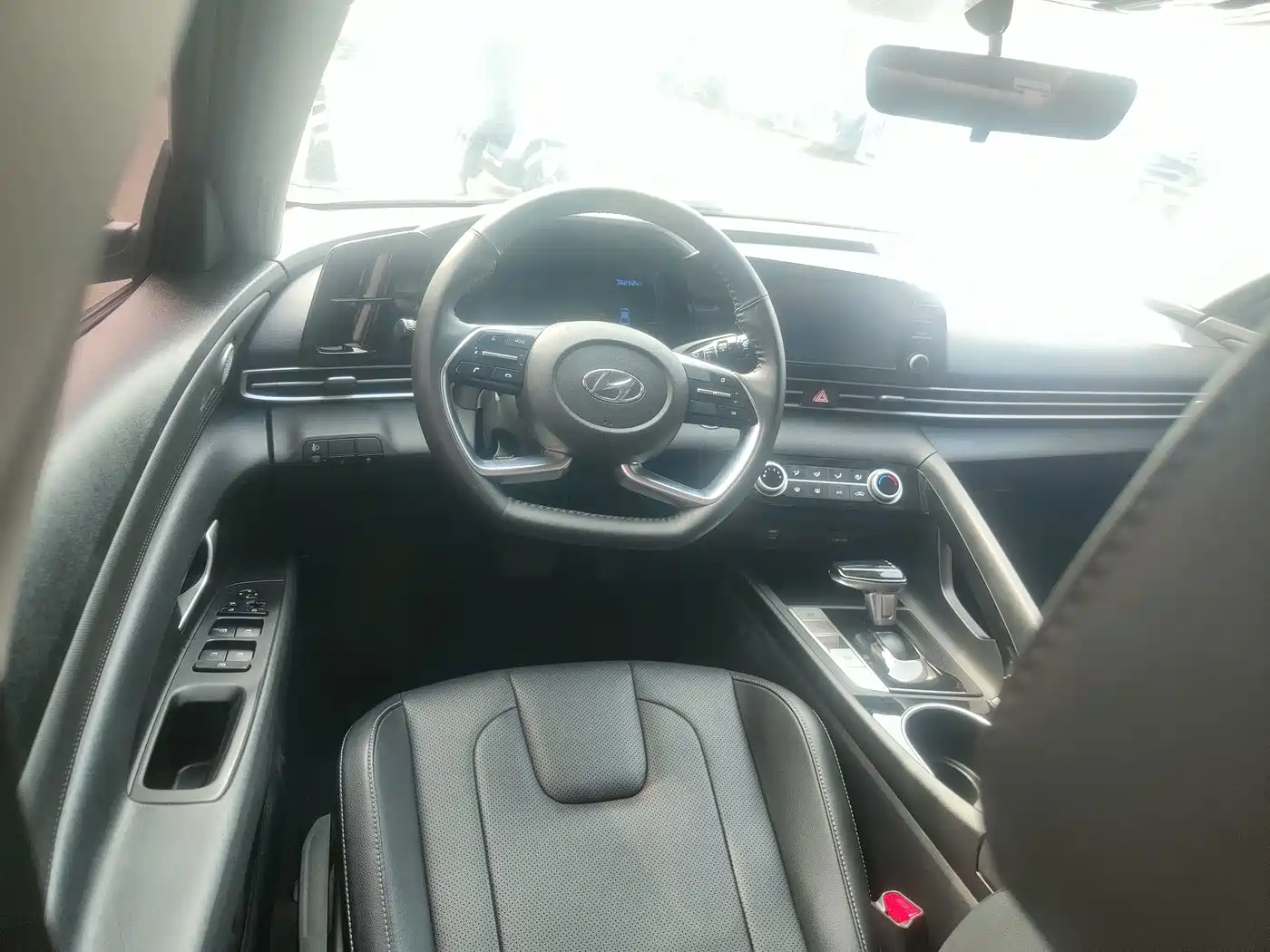 Hyundai Elantra, фото 3