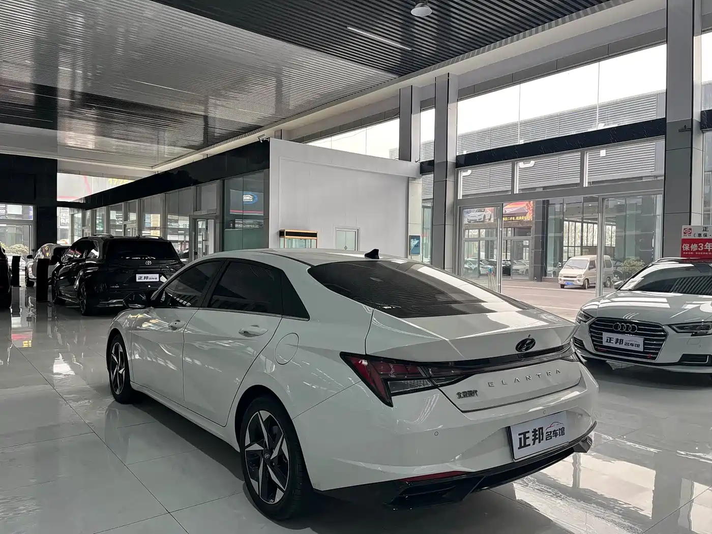 Hyundai Elantra, фото 5
