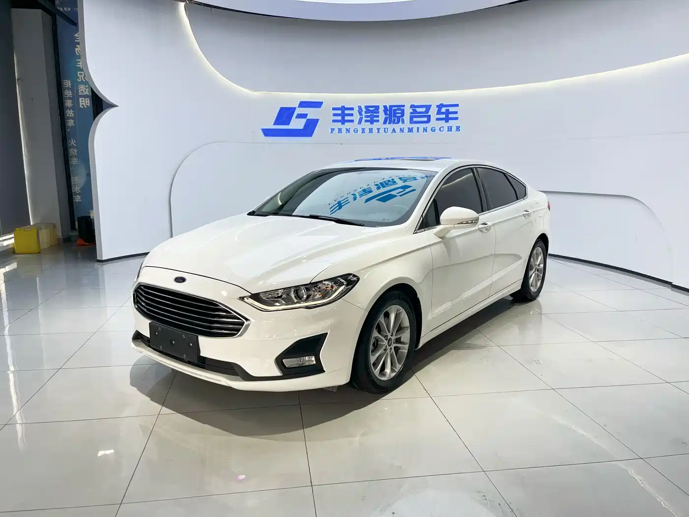 Ford Mondeo, фото 1