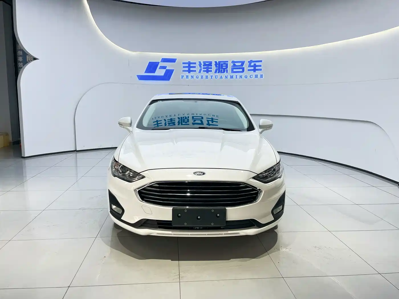 Ford Mondeo, фото 2