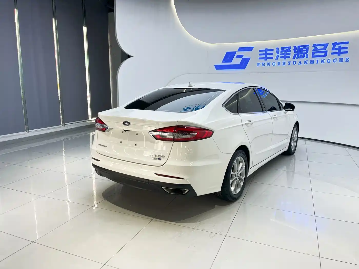 Ford Mondeo, фото 4