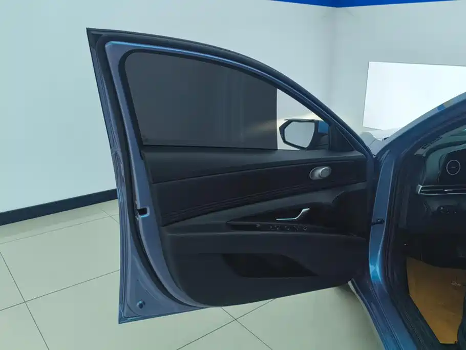Hyundai Elantra, фото 13