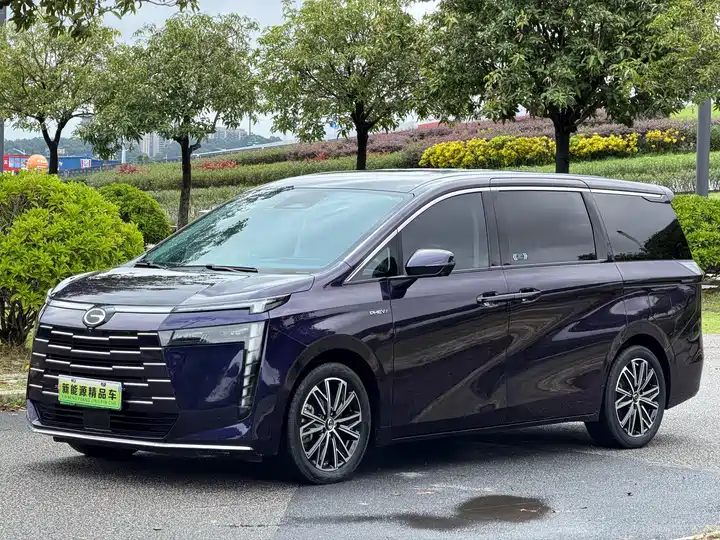 Trumpchi E8