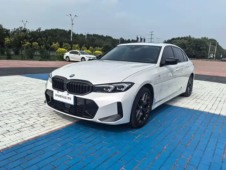 BMW 3 Series, фото 1