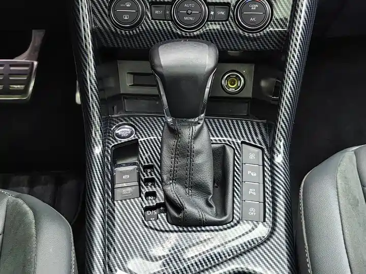 Volkswagen Tiguan L, фото 13