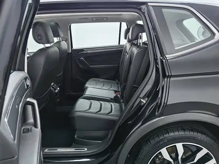 Volkswagen Tiguan L, фото 15