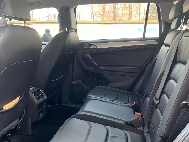Volkswagen Tiguan L, фото 4