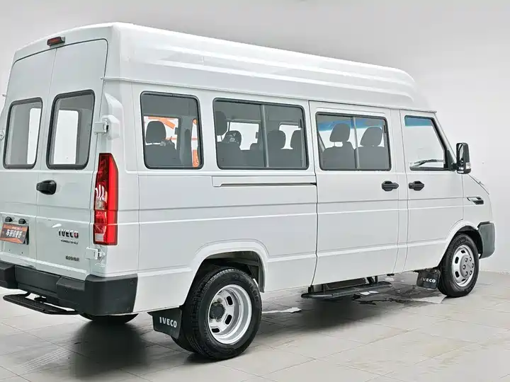 Iveco Daily, фото 2