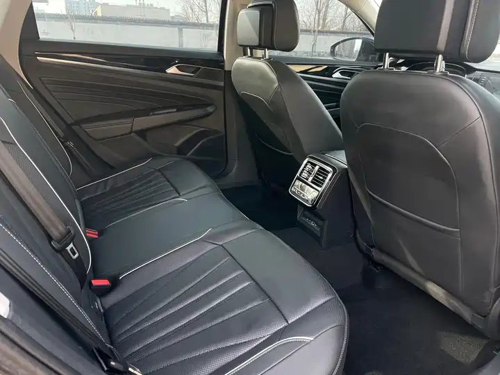 Volkswagen Passat, фото 7