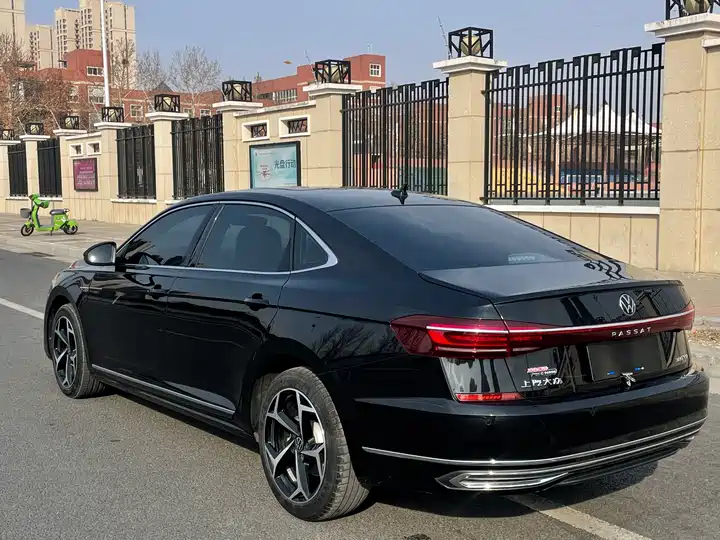 Volkswagen Passat, фото 11