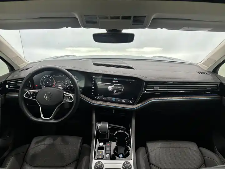 Volkswagen Touareg, фото 14