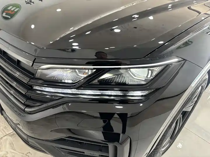 Volkswagen Touareg, фото 9