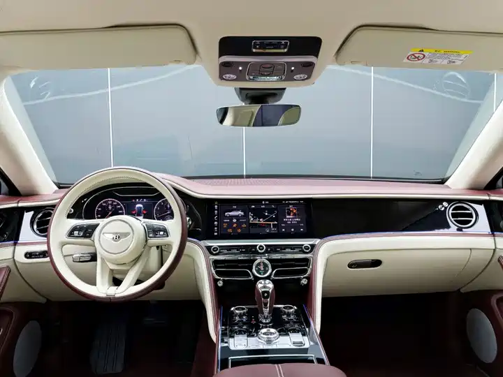Bentley Flying Spur, фото 19