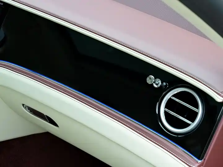 Bentley Flying Spur, фото 23