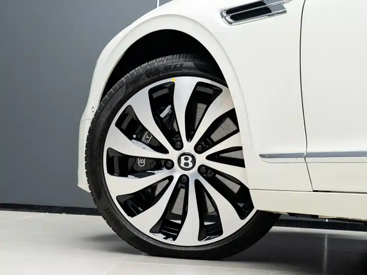 Bentley Flying Spur, фото 7