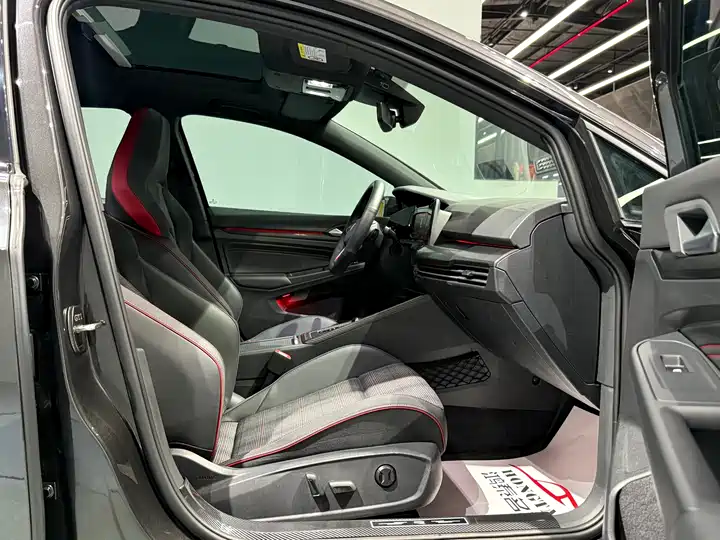 Volkswagen Golf GTI, фото 14