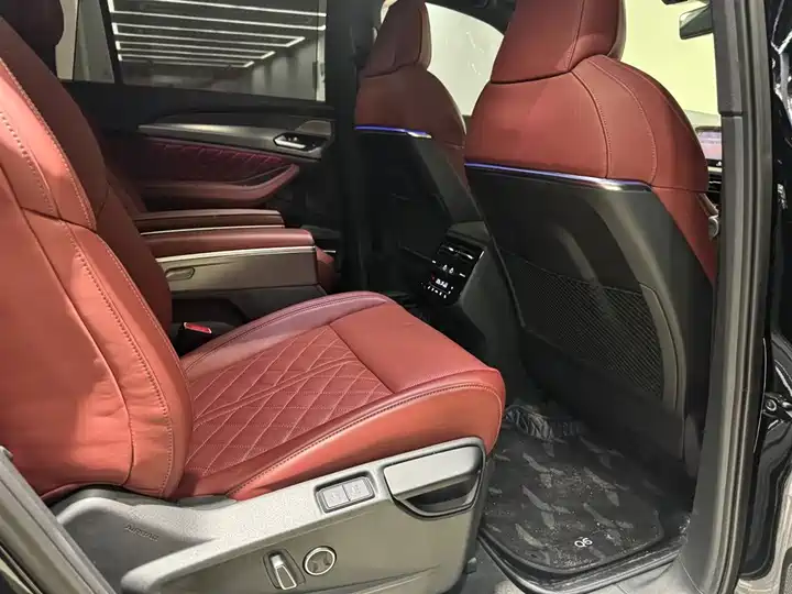 Audi Q6, фото 15