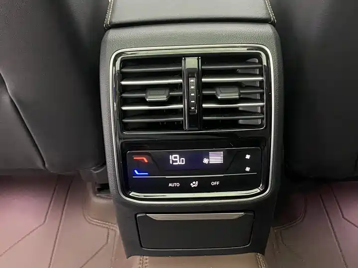 Volkswagen Magotan, фото 26