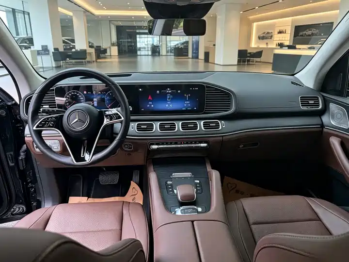 Mercedes-Benz GLE, фото 14
