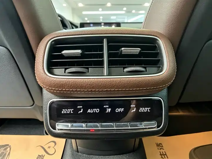Mercedes-Benz GLE, фото 15