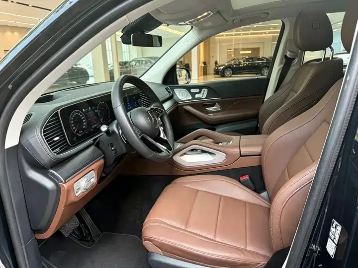 Mercedes-Benz GLE, фото 12