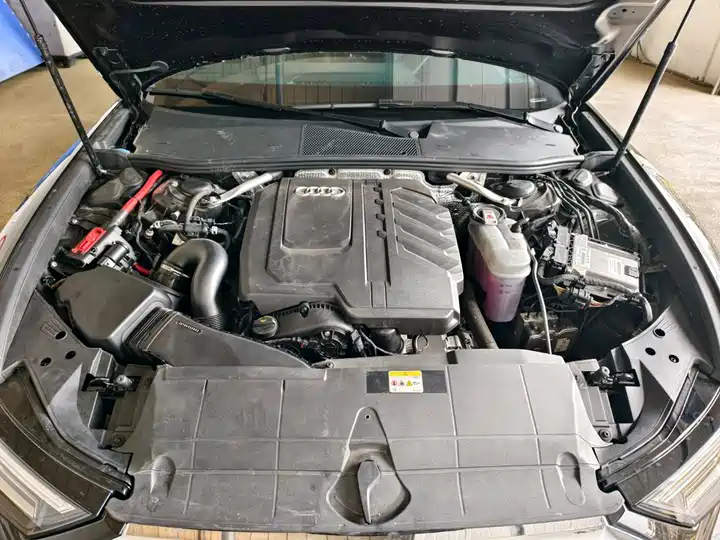 Audi A6L, фото 13