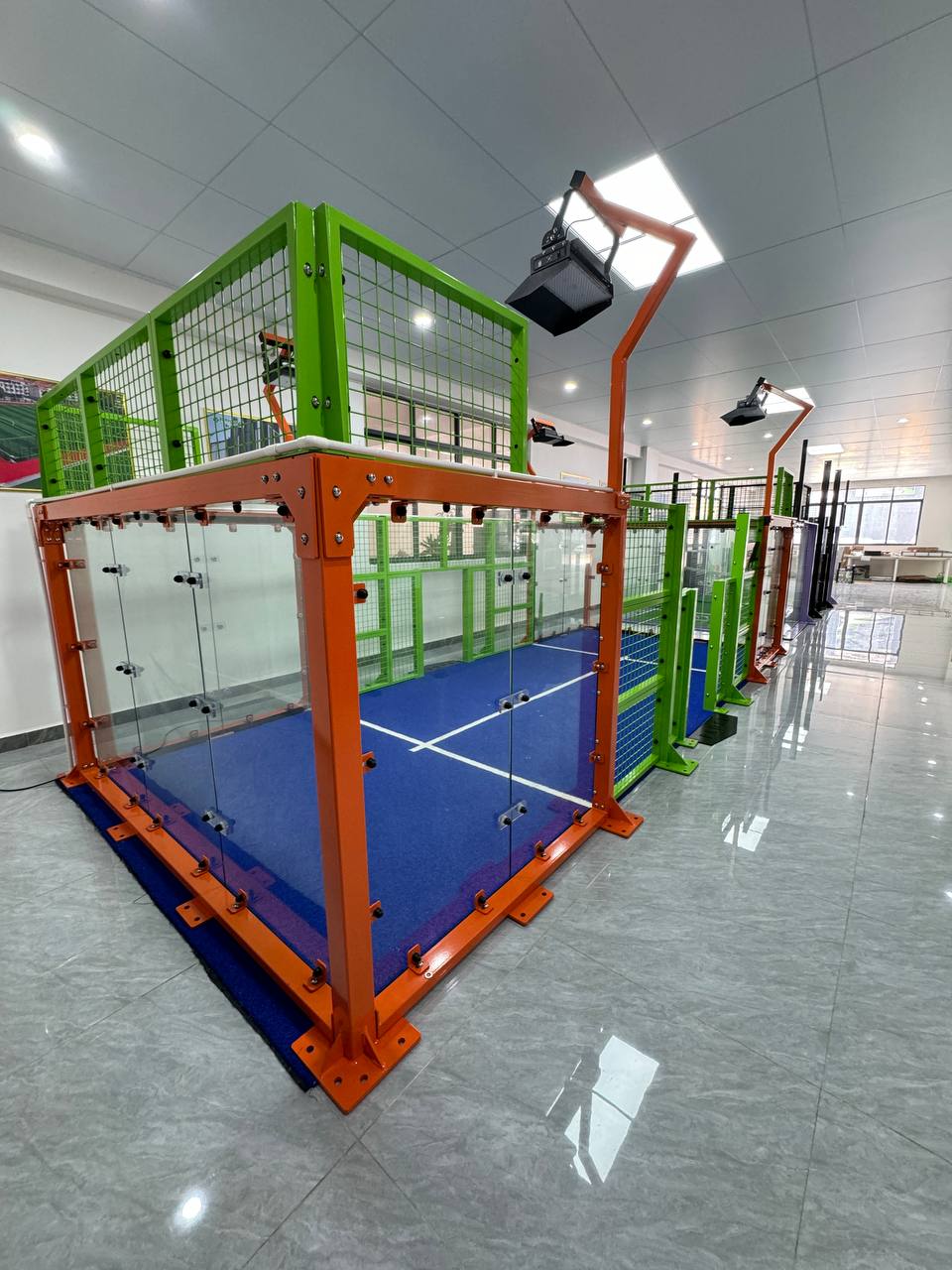 Детский панорамный корт для падела 5×10 м — мини-корт для обучения