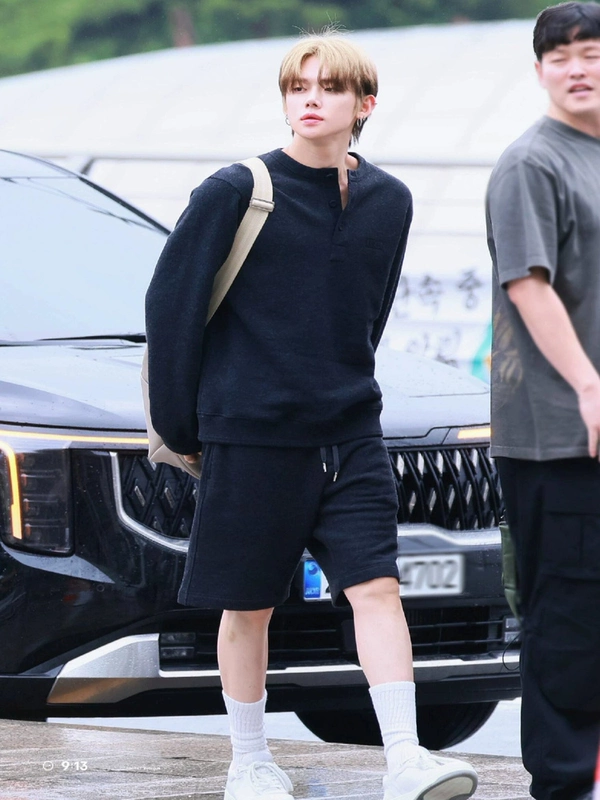 Ёнджун TXT | Лонгслив M-XL (CLO-TXT-LS-YEONJUN)