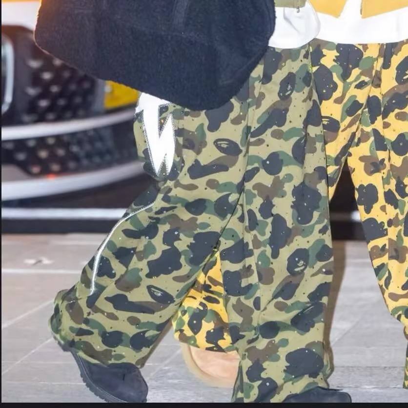 NEWJEANS | Камуфляжный костюм: зип-худи + брюки | S-L (CLO-NJ-ZIP-NEWJEANS)