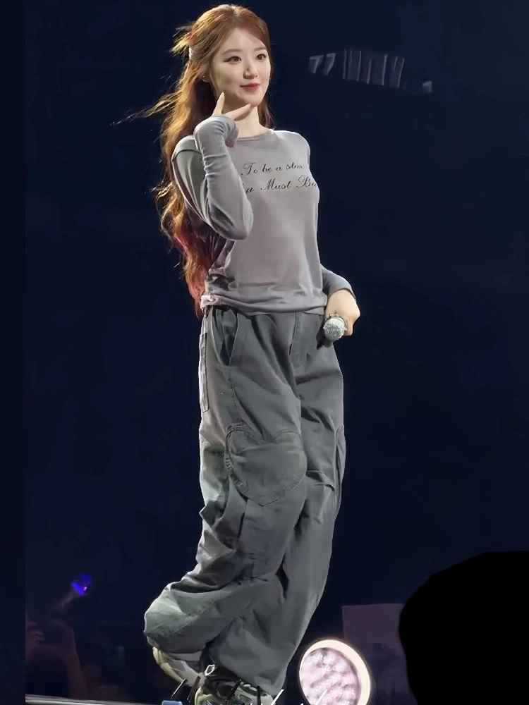 Шухуа I-DLE | Брюки тёмно-серые с сердечком (CLO-IDLE-PANTS-SHUHUA)