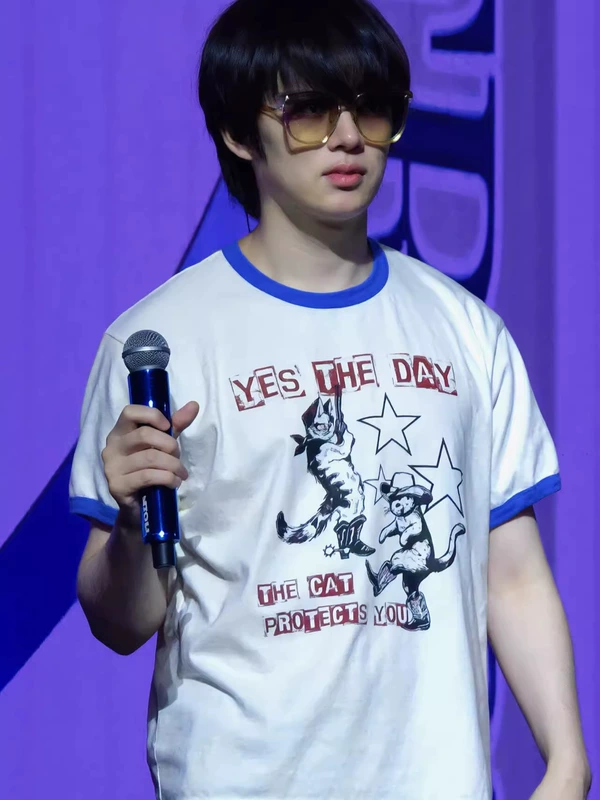 Хичоль SUPER JUNIOR | Футболка сине-белая контрастная M-2XL (CLO-SJ-TEE-HEECHUL)