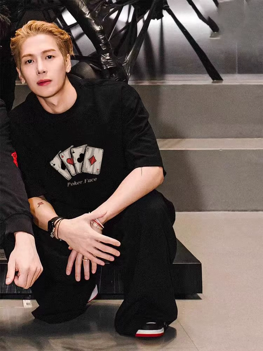Джексон GOT7 | Футболка S-2XL (CLO-GOT7-TEE-JACKSON)