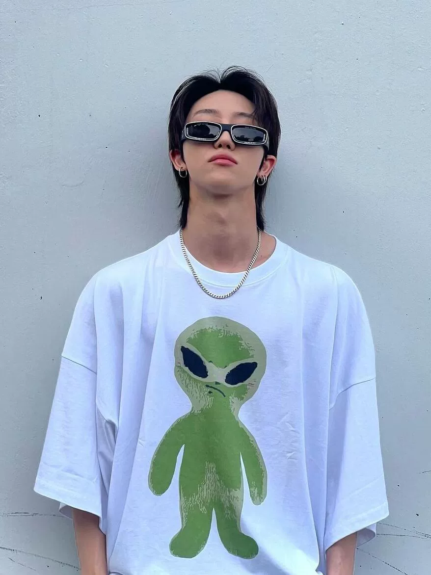 Минхао SEVENTEEN | Футболка белая с инопланетянином S-2XL (CLO-SVT-TEE-THE8)