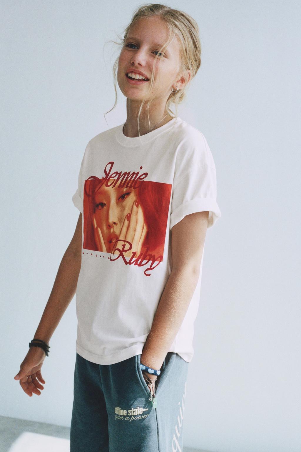 Дженни JENNIE х ZARA ОФИЦИАЛЬНАЯ КОЛЛАБОРАЦИЯ | Футболка JENNIE RUBY |  (CLO-BP-RUBY-ZARA-TSHIRT-2)