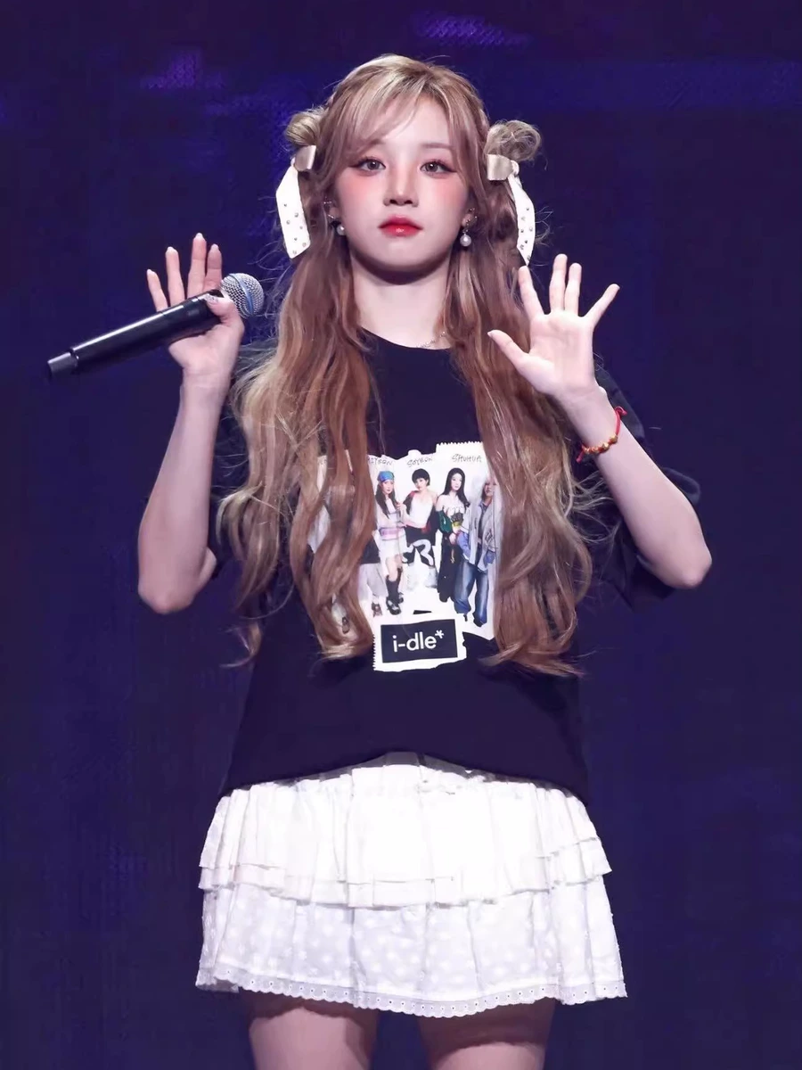 Юци I-DLE | Футболка чёрная S-2XL (CLO-IDLE-TEE-YUQI-6)