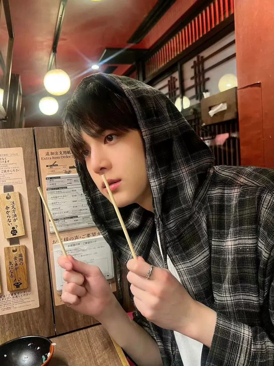 Ёнхун THE BOYZ | Рубашка в клетку S-L (CLO-TBZ-SHIRT-YOUNGHOON)