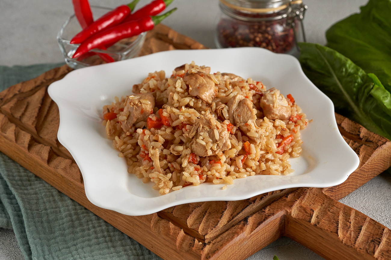 Плов с курицей 250г