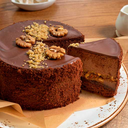 Торт Карамельный с грецким орехом