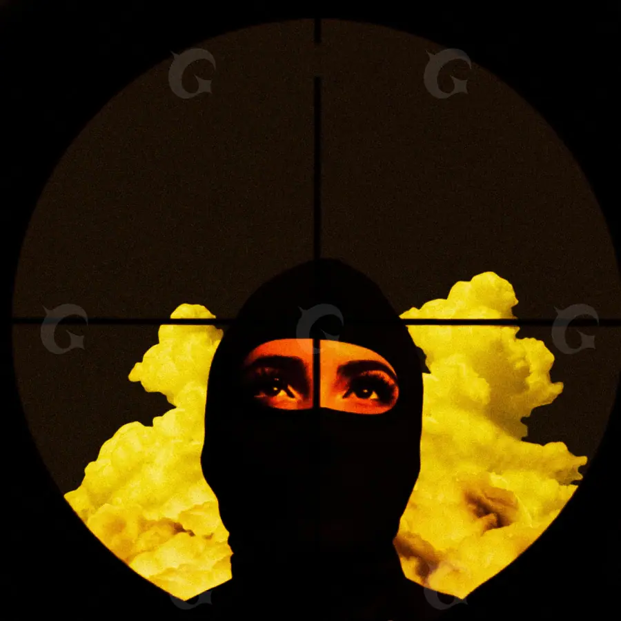Готовая обложка для трека «Golden Mask»: маска и дым; палитра — золотая