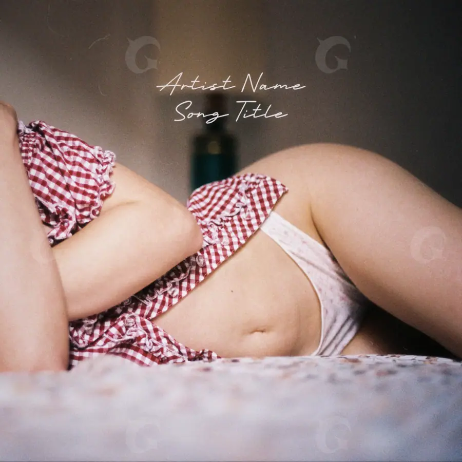 Portada para canción «Orange Woman»: mujer; color naranja