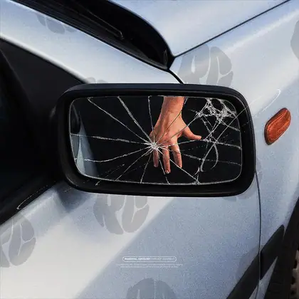 Обложка для трека «Cracked Mirror»