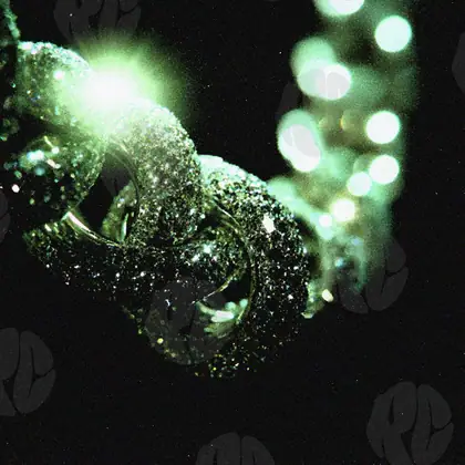 Обложка для трека «Emerald Rings»