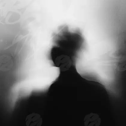Обложка для трека «Smoky Silhouette»
