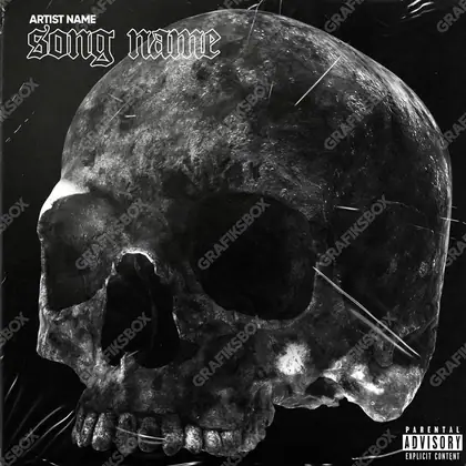 Обложка для песни с ночным сюжетом «Black Skull» — в чёрно-белом