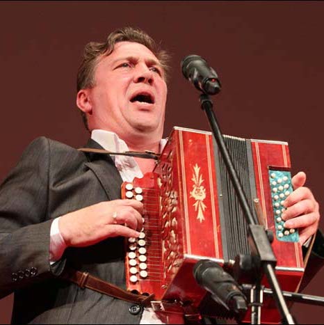 Юрий Щербаков Когда мы покидали свой родимый край