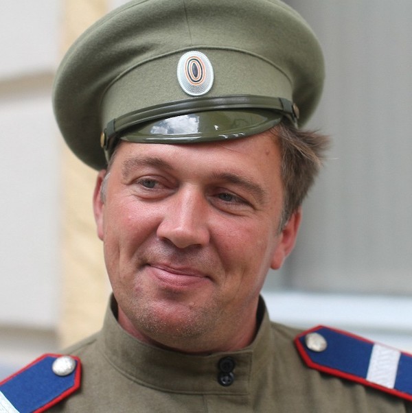 Юрий Щербаков Далеко проходит слава