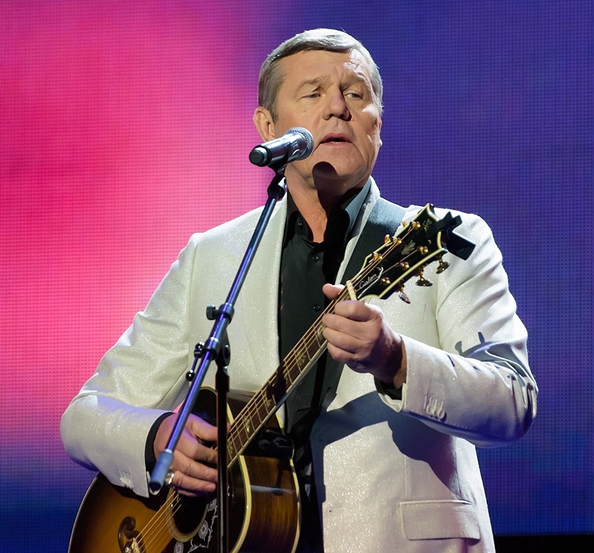 Александр Новиков Вы уезжаете