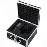 Микрофон проводной AKG P420 черный